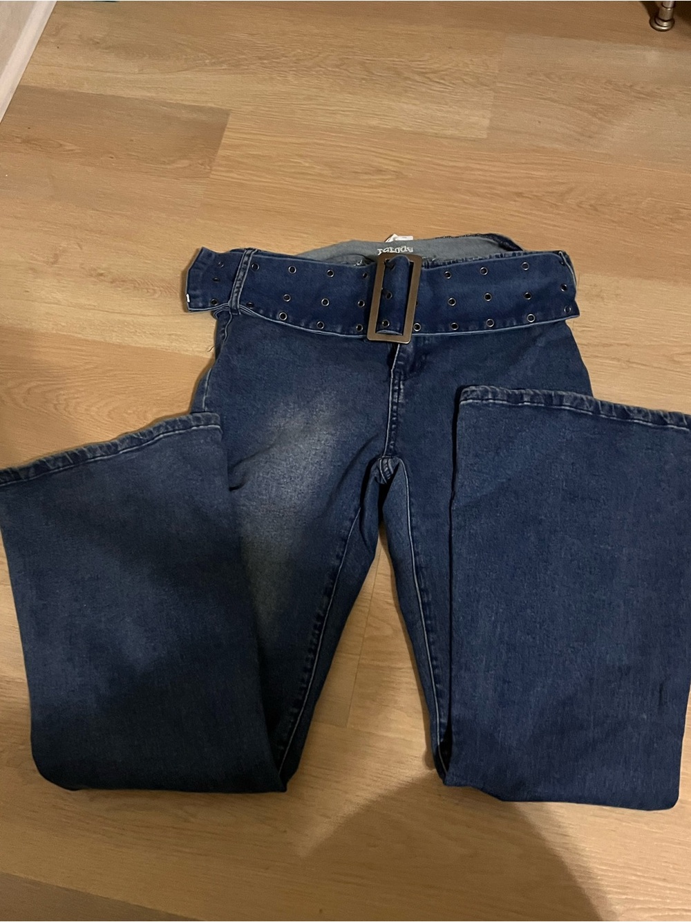 refuge High-Rise Dark Blue Jeans with Grommet Belt